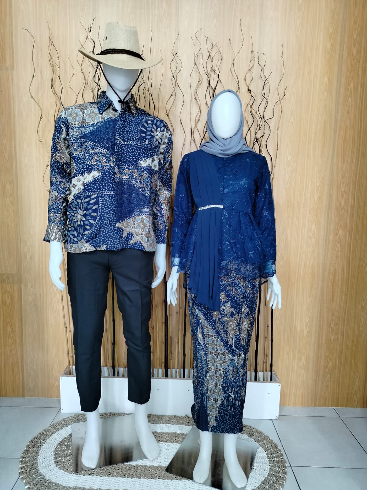 Couple Payet Biru